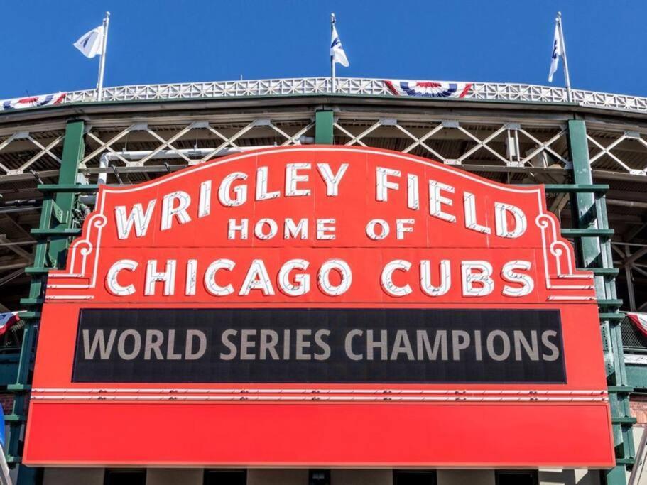 The Wrigleyville Vip-200 Steps From Wrigley Field Chicago Zewnętrze zdjęcie